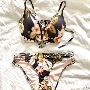 Floral bikini